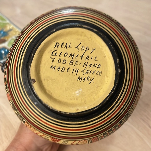 Ancient Greek Vase Pottery Reproduction - Picture 4 of 10